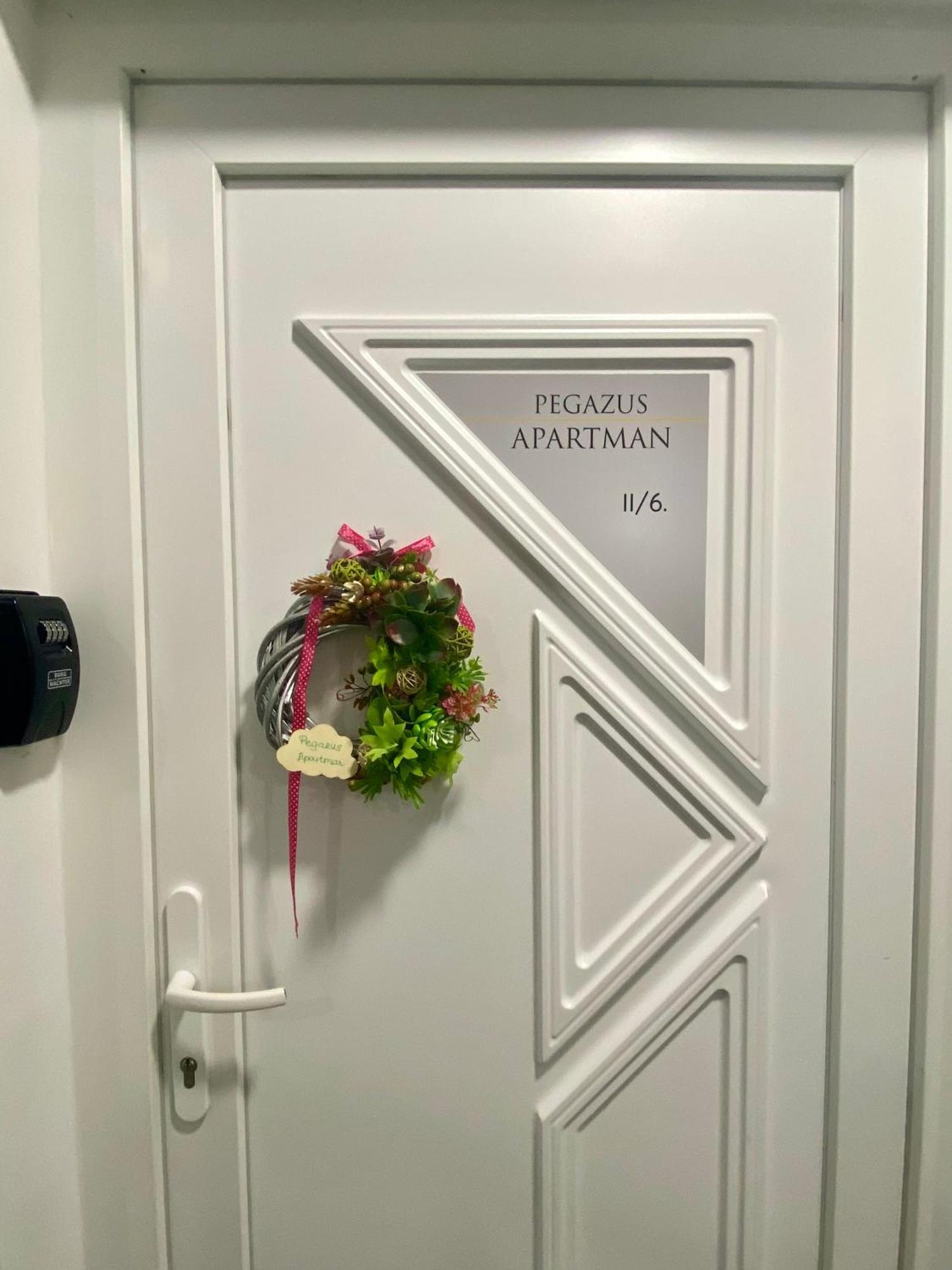 Pegazus Apartman Кестели Екстериор снимка
